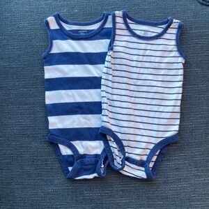 Set of 2 carters bodysuits 12m